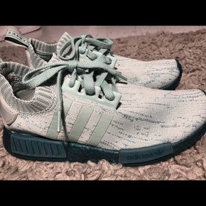Adidas Women’s NMD R1 Tactile Green Size 9